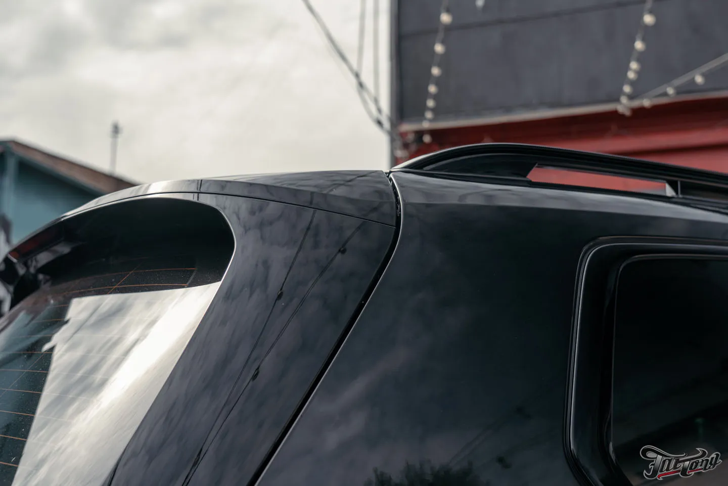Полировка и керамика кузова, мойка подкапотного пространства и радиаторов, окрас насадок выхлопа для BMW X7